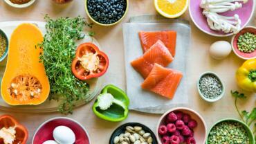 Holistic Nutrition for Beginners: A Guide to Overall Well-being